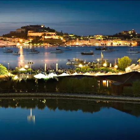 Hotel Airone Isola D'elba 4*